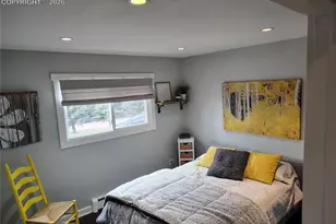 810 Broadview Pl, Colorado Springs, CO 80904 - Photo 9