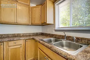 3025 Grandview St, Colorado Springs, CO 80907 - Photo 9