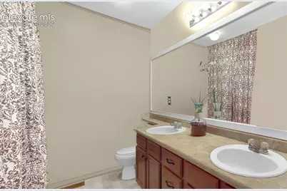 4323 Round Hill Drive, Colorado Springs, CO 80922 - Photo 17