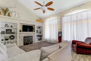 4323 Round Hill Dr, Colorado Springs, CO 80922 - Photo 11