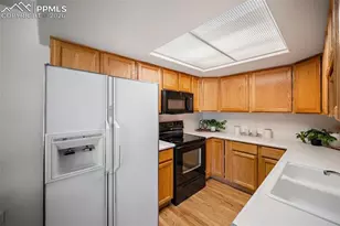 2440 Hamlet Ln, Colorado Springs, CO 80918 - Photo 11