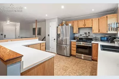 3060 Maverick Drive, Colorado Springs, CO 80918 - Photo 3
