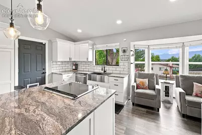 2555 Roundtop Drive, Colorado Springs, CO 80918 - Photo 11