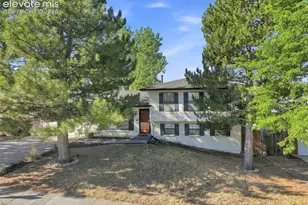 2555 Roundtop Dr, Colorado Springs, CO 80918 - Photo 35