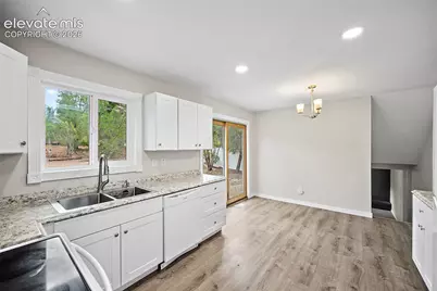 1021 De La Vista Place, Colorado Springs, CO 80911 - Photo 11