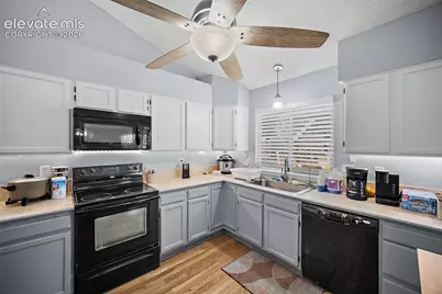4450 Stonehaven Drive, Colorado Springs, CO 80906 - Photo 13
