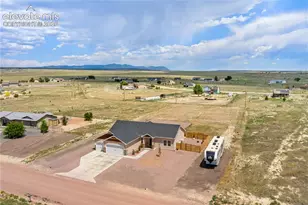 981 E Blackstone Dr, Pueblo West, CO 81007 - Photo 11