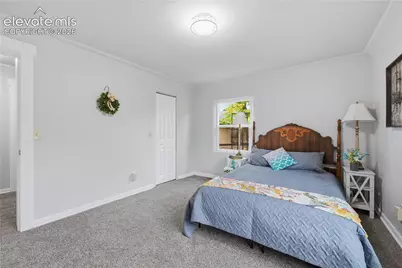 1432 Howard Avenue, Colorado Springs, CO 80909 - Photo 17