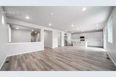 4896 Truscott Road, Colorado Springs, CO 80925 - Photo 9
