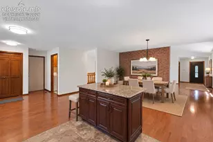 111 Miramar Dr, Colorado Springs, CO 80906 - Photo 5