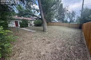 1106 Bowser Dr, Colorado Springs, CO 80909 - Photo 9