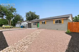 424 Rosewood Dr, Fountain, CO 80817 - Photo 3