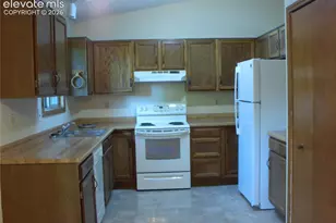 1595 Purple Sage Ct, Colorado Springs, CO 80906 - Photo 5