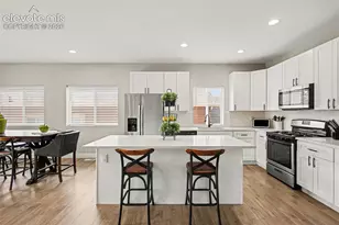 4720 Farmingdale Dr, Colorado Springs, CO 80918 - Photo 7