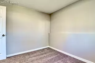 4408 Dewey Dr, Colorado Springs, CO 80916 - Photo 35