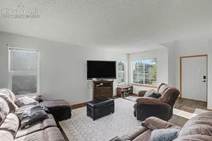 6270 Ashridge Ct, Colorado Springs, CO 80922 - Photo 7