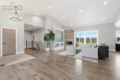 4136 Pinehurst Circle, Colorado Springs, CO 80908 - Photo 9