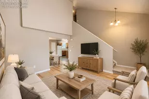 158 Audubon Dr, Colorado Springs, CO 80910 - Photo 3