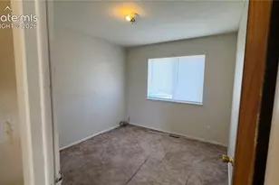 102 W 26th St, La Junta, CO 81050 - Photo 15