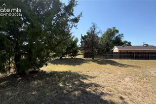 102 W 26th St, La Junta, CO 81050 - Photo 11