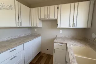 102 W 26th St, La Junta, CO 81050 - Photo 7