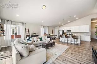 10734 Rolling Peaks Dr, Peyton, CO 80831 - Photo 5
