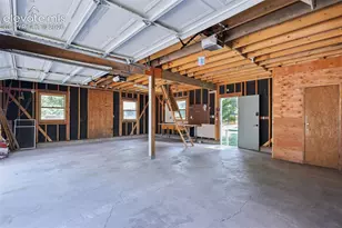 1812 W Pikes Peak Ave, Colorado Springs, CO 80904 - Photo 31