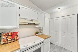 6430 Lonsdale Dr, Colorado Springs, CO 80915 - Photo 17