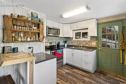 6230 Waterfall Loop, Manitou Springs, CO 80829 - Photo 9