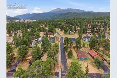 305 S Fairview Street, Woodland Park, CO 80863 - Photo 3