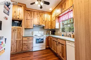 1922 W Cucharras St, Colorado Springs, CO 80904 - Photo 11