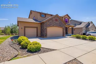 5917 Fergus Dr, Colorado Springs, CO 80924 - Photo 3