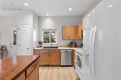 2152 Creekridge Point, Colorado Springs, CO 80910 - Photo 15