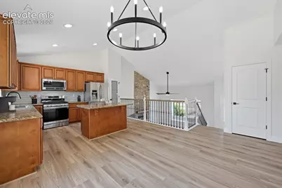 780 Bayfield Drive, Colorado Springs, CO 80906 - Photo 9