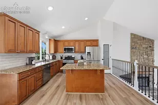 780 Bayfield Dr, Colorado Springs, CO 80906 - Photo 9