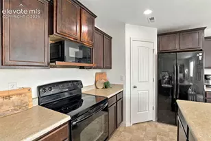 3659 Reindeer Cir, Colorado Springs, CO 80922 - Photo 15