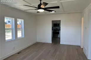 1821 E 15th St, Pueblo, CO 81001 - Photo 5