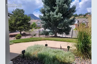 8485 Edgemont Way, Colorado Springs, CO 80919 - Photo 5