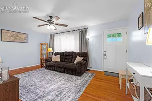 1102 Holmes Dr, Colorado Springs, CO 80909 - Photo 5