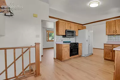 3865 Inspiration Drive, Colorado Springs, CO 80917 - Photo 5