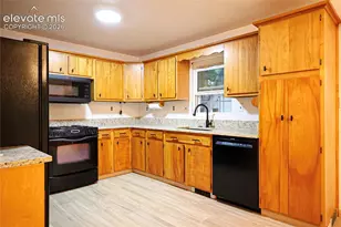 1713 W Boulder St, Colorado Springs, CO 80904 - Photo 15