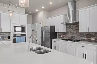 4675 Peak Crest View, Colorado Springs, CO 80918 - Photo 17