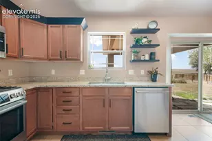 83 S Golfwood Dr, Pueblo, CO 81007 - Photo 11