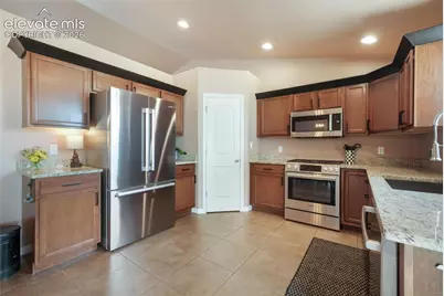 83 S Golfwood Drive, Pueblo, CO 81007 - Photo 9
