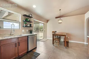 83 S Golfwood Dr, Pueblo, CO 81007 - Photo 13