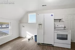 805 E 7th St, Pueblo, CO 81003 - Photo 27