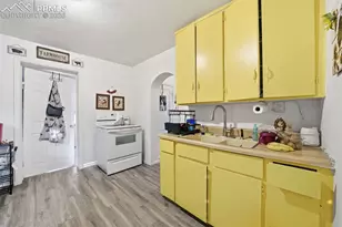 805 E 7th St, Pueblo, CO 81003 - Photo 7