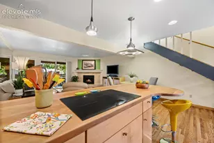 1032 Hill Cir, Colorado Springs, CO 80904 - Photo 11