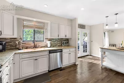 6145 Castlewood Lane, Colorado Springs, CO 80918 - Photo 7