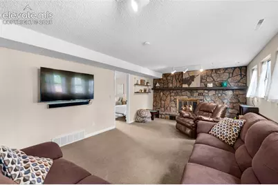 6145 Castlewood Lane, Colorado Springs, CO 80918 - Photo 27